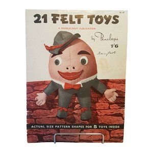 RARE Vintage 1940s PENELOPE NEEDLECRAFT 21 Felt Toys Book 47